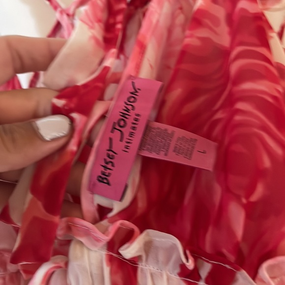 BETSEY JOHNSON SLIP - Picture 3 of 3